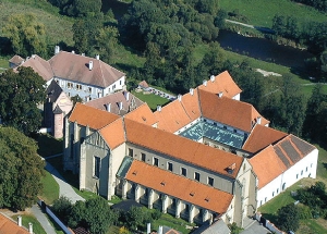 Zlatá Koruna Monastery